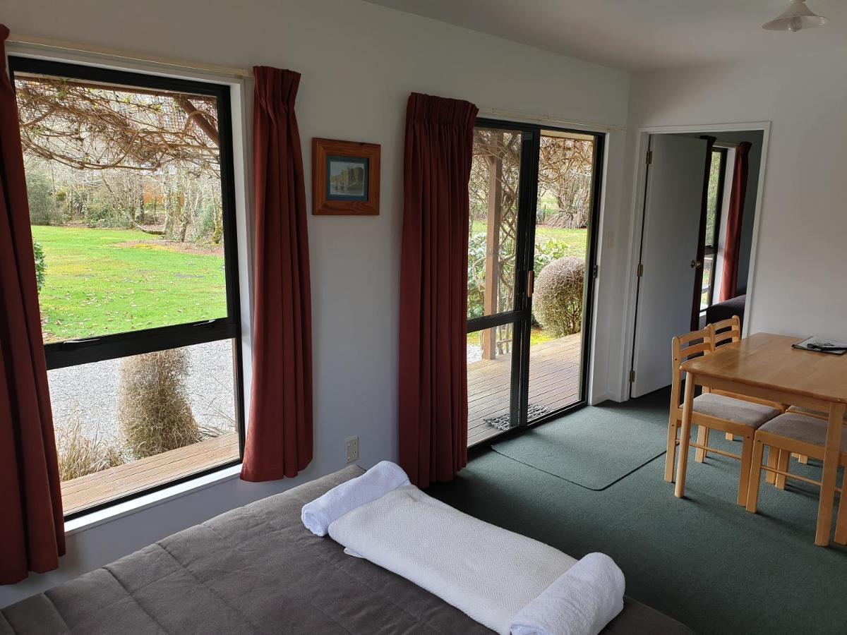 Lake Brunner Country Motel & Holiday Park Moana Exteriör bild
