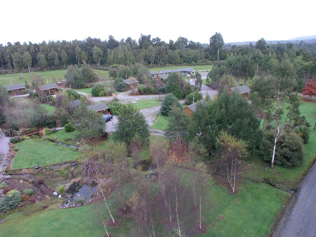Lake Brunner Country Motel & Holiday Park Moana Exteriör bild